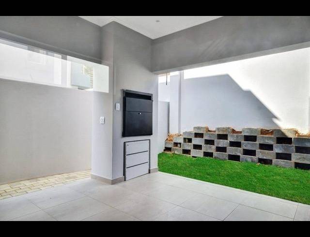 3 BEDROOM CLUSTER FOR SALE IN MORNINGSIDE